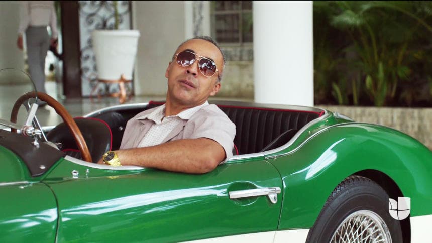 In the series 'El Chapo', in 1985, drug trafficking in Mexico was in the hands ofGuadalajara cartel and led by Miguel Angel, 'Boss of Bosses', who was in charge ofleaders who managed and controlled drug trafficking in the country. Mean while Joaquin Guzman 'El Chapo' was a subordinate trying to stand out to become a lord.