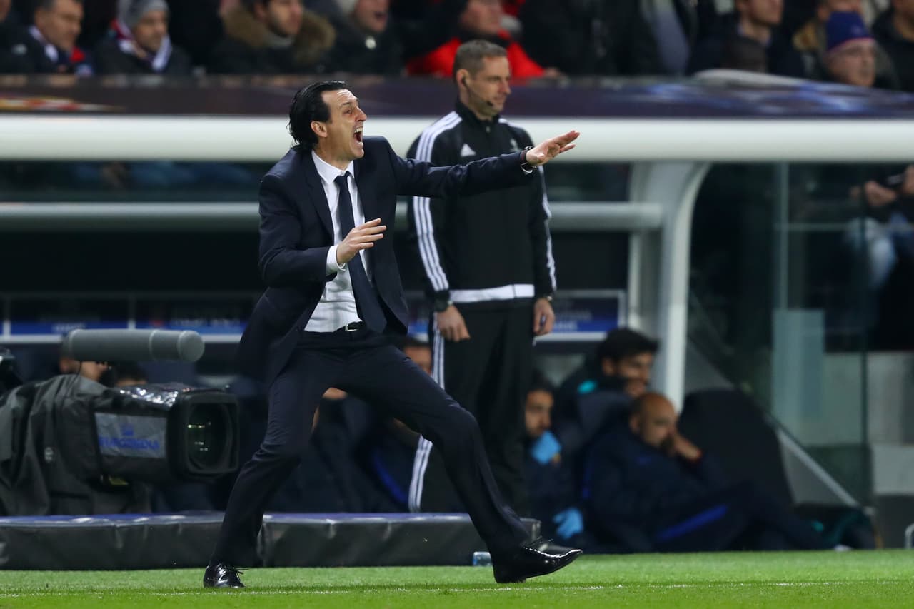 El técnico Unai Emery, viejo conocido del Barcelona, preparó el partido para romper esa racha negativa en Champions en el estadio Parque de los Principes.