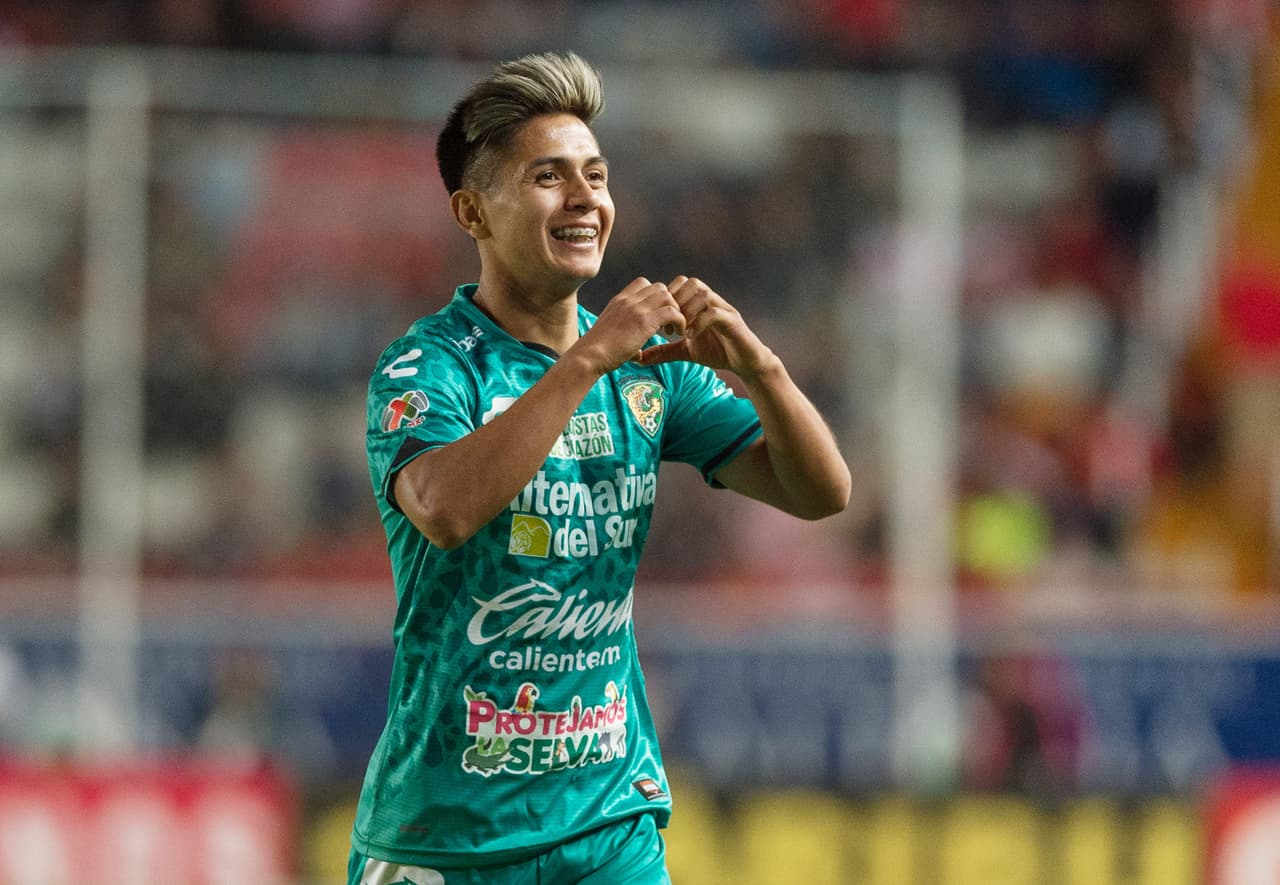 Dieter Villapando, a préstamo de Pachuca a Necaxa.