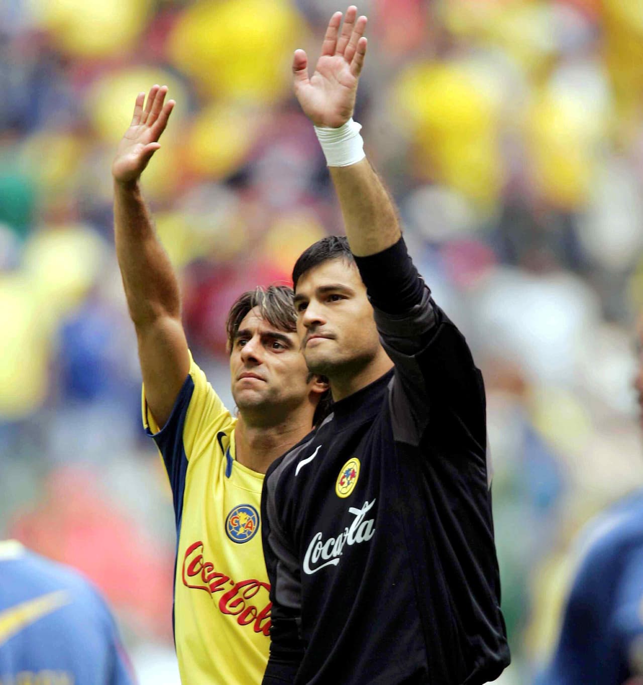 Sebastián Saja es buen guardameta, e incluso fue campeón con Racing de Avellaneda en Argentina hace no mucho, pero en el América fue víctima de las "rotaciones" de Óscar Ruggeri con "El Memo" Ochoa en 2004.