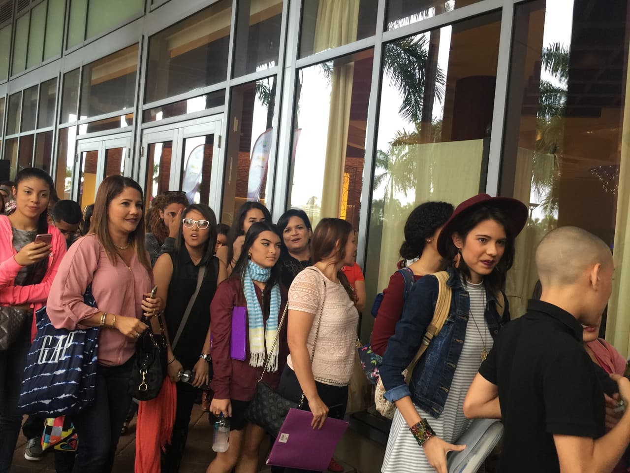 Chicas y chicos con talento llegaron de toda la isla, rompieron récord de asistencia y hasta la lluvia soportaron, así fue como los boricuas dejaron claro que vienen fuerte en la segunda temporada de La Banda.