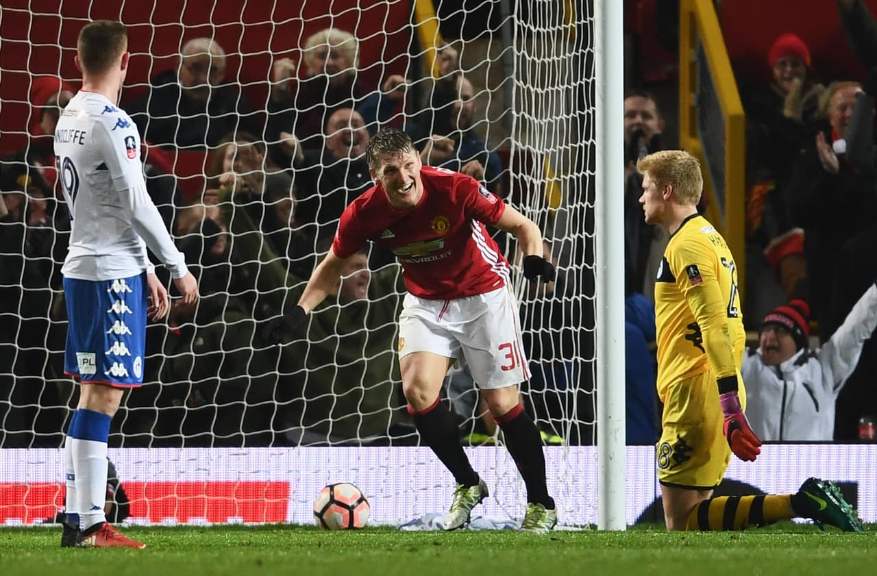 Una de las apuestas es si en el partido entre Manchester United contra Leicester City habrá más goles que tochdowns en el Super Bowl.