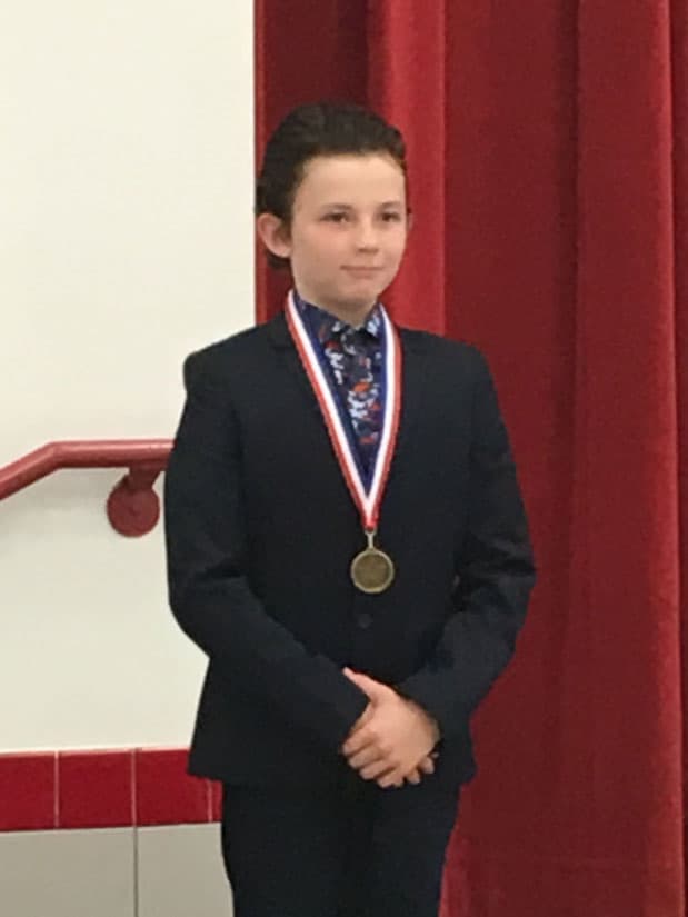 Pero la felicidad se volvió a opacar para la actriz, después de casi siete años de matrimonio anunciaron su ruptura. En esta ocasión las razones fueron porque el empresario era adicto a las apuestas y al juego.