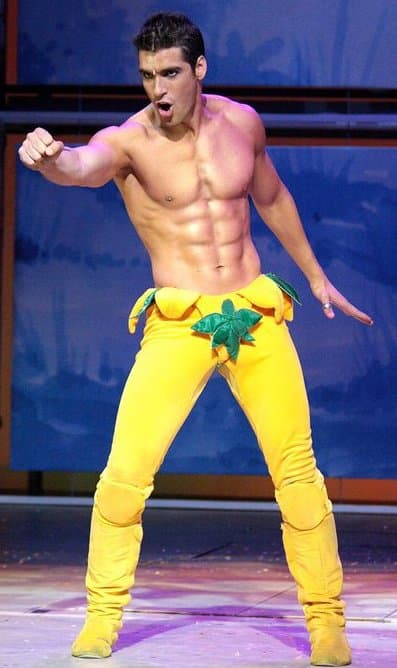 Disfrutamos de este bombón cubano en "Yo no creo en los hombres" por Univision.