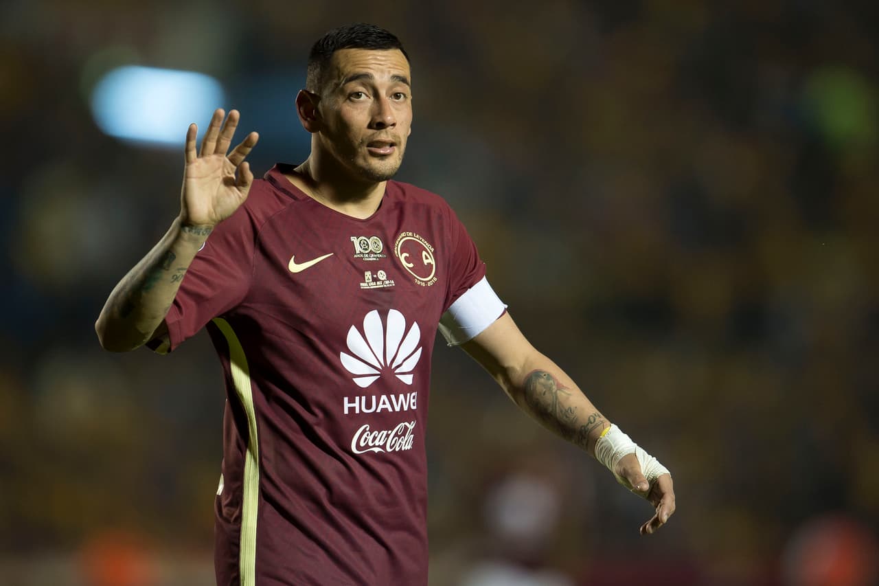 Tras una final perdida con el América,
<b>Ruben Sambueza</b> encontró acomodo con el Toluca en compra definitiva por los próximos tres años.
