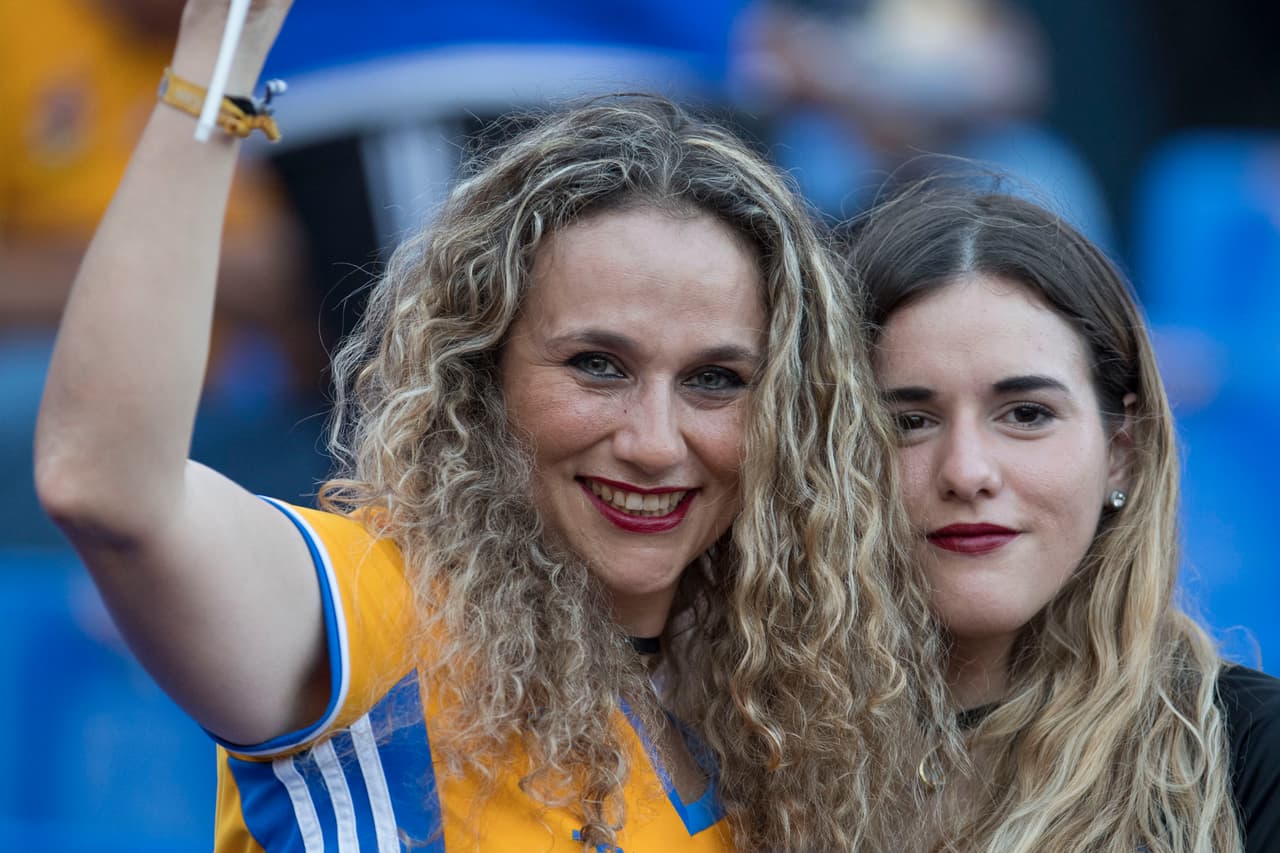El Estadio Universitario vibró con el partido de ida en la Gran Final del fútbol mexicano. La afición de Tigres se hizo sentir como sólo ellos saben hacerlo.