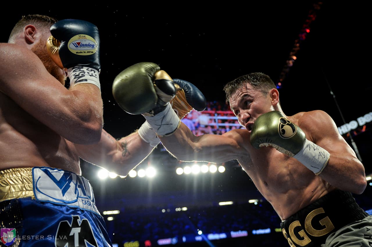 Golovkin avanzó de manera permanente durante los 12 rounds mientras que el Canelo basó su estrategia en el contragolpe.