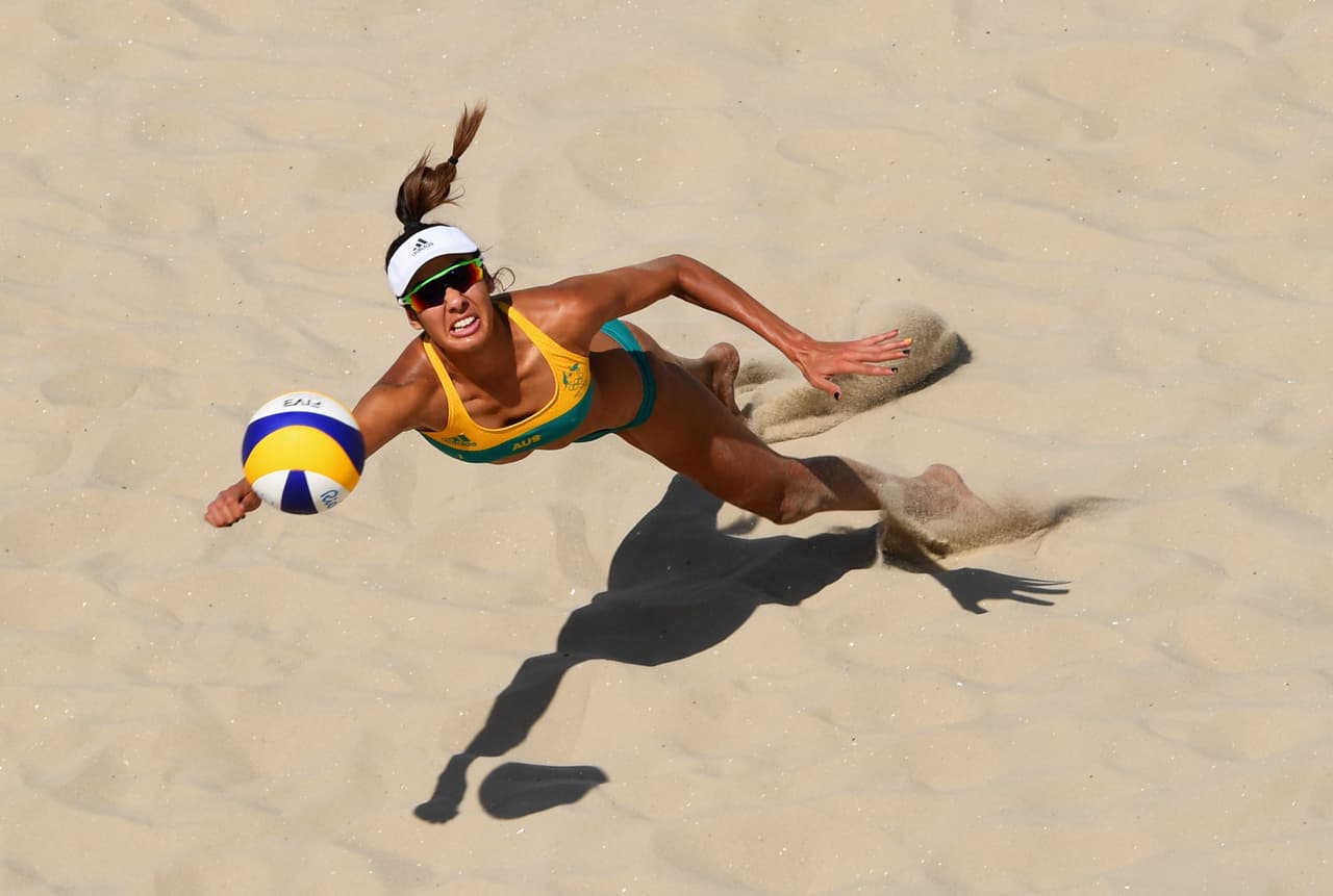 El voleibol playa femenino fue uno de los deportes más llamativos para los espectadores en Copacabana durante los Juegos Olímpicos de Río, en donde Alemania sorprendió a Brasil al arrebatarle el oro. Acá, Taliqua Clancy de Australia tuvo que conformarse con llegar hasta cuartos de final donde cayeron contra Estados Unidos.