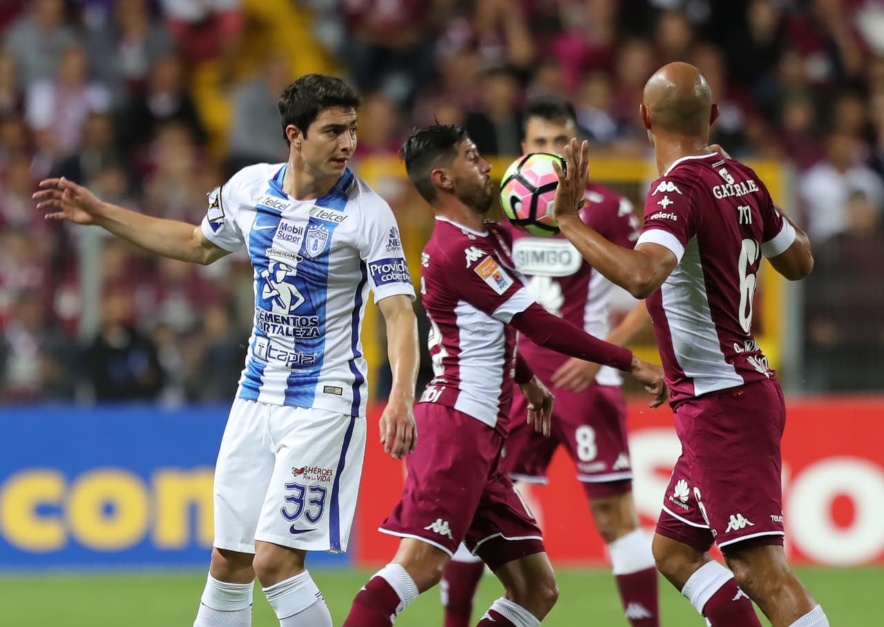 Stefan Medina, regresa a Monterrey tras préstamo en Pachuca.
