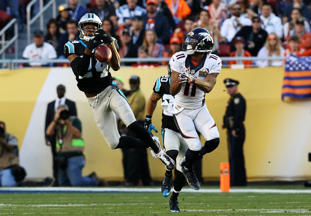 Manning buscó a Jordan Norwood, pero ¡oh! Norman al rescate.
