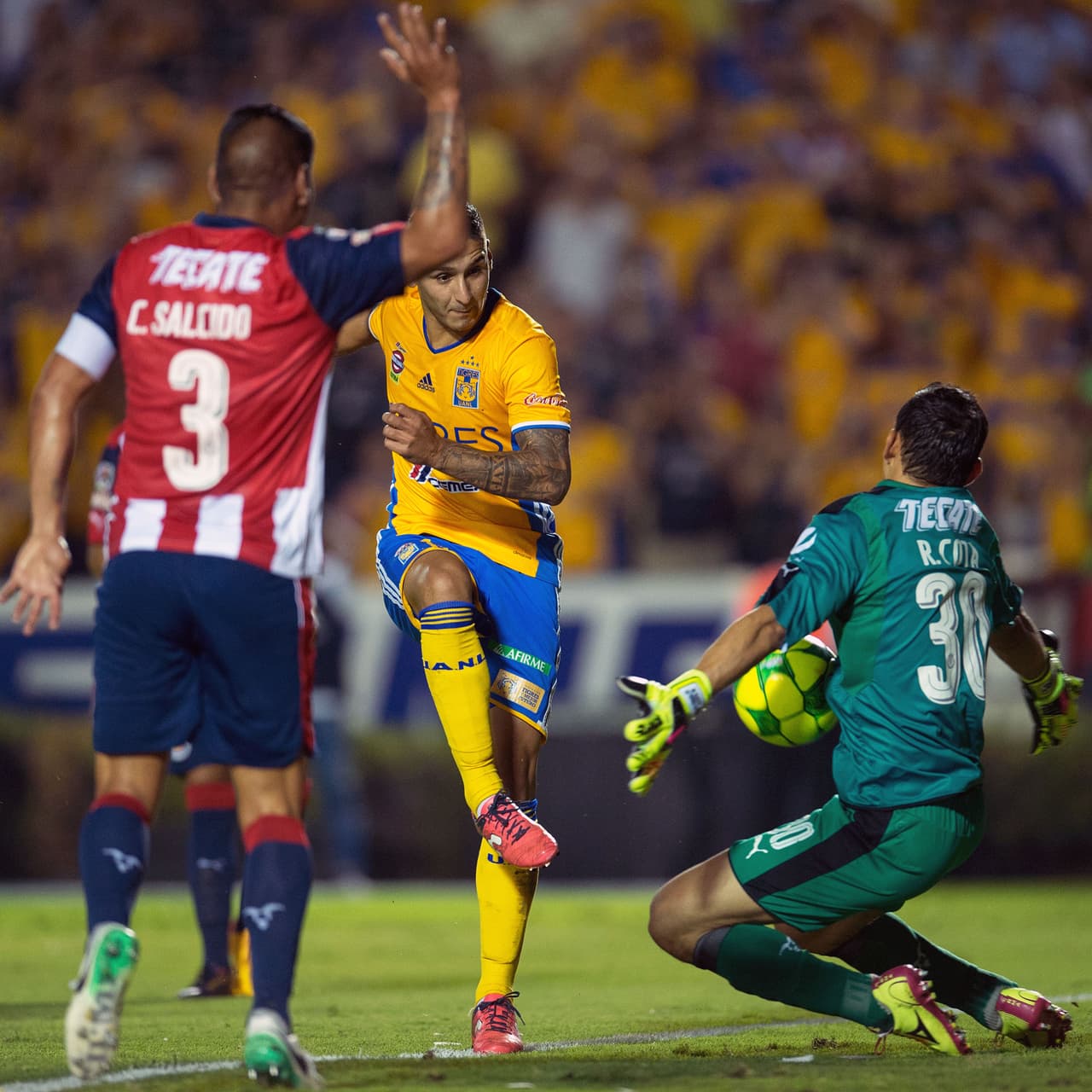 Tigres mostró una mejor actitud. Las instrucciones dadas por el "Tuca" al medio tiempo parecieron funcionar.