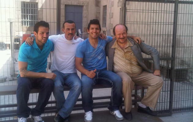 Entre los otros jugadores que participaron en el filme, se encuentran Cesc Fàbregas, Sergio Ramos y Álvaro Arbeloa.