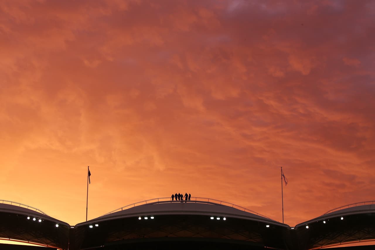 El cricket es uno de los deportes más populares en Australia y Adelaida, la quinta ciudad más grande de esta isla, fue protagonista en el inicio de las competencias.