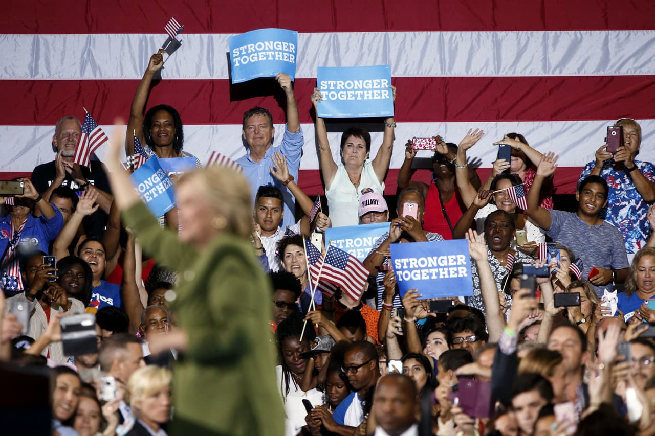 Hillary Clinton durante un evento de campaña en Tampa el 22 de julio