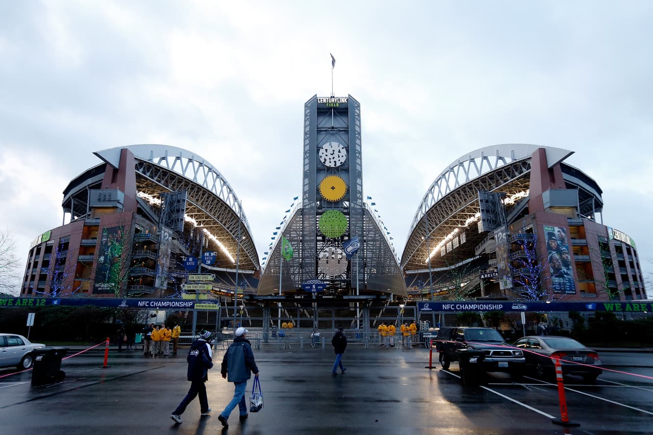 Ubicado en la ciudad de Seattle el inmueble lo comparten los Seahawks de la NFL y los Sounders de la MLS. La cidad cuenta con una población poco mayor a los 670 mil habitantes.