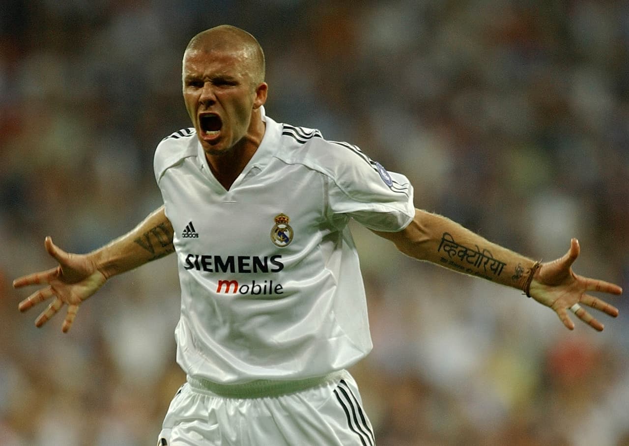 Posteriormente se pasó la máquina para quedar pelado y hacer equipo con Ronaldo, Roberto Carlos y Zidane.