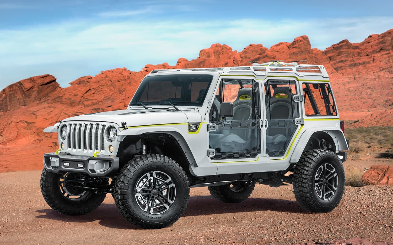 <b>Jeep Safari </b>: El Jeep Safari es el auto familiar del grupo. Piensen en él como en una vitrina sobre ruedas basada en la Jeep Wrangler, un vehículo muy apropiado en esta era donde la privacidad no vale nada.