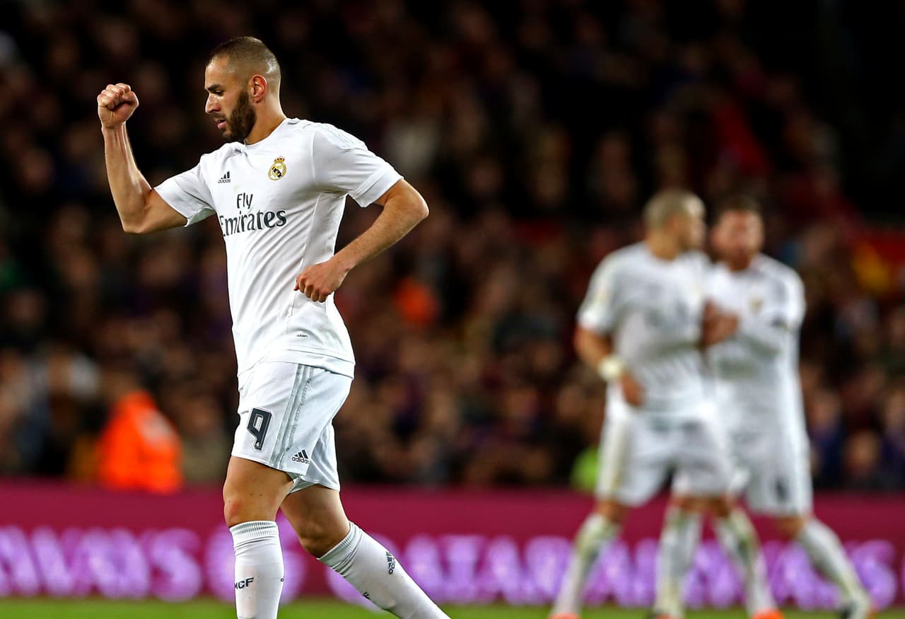 Benzema se reencontraba con el gol en el Camp Nou y encendía el Clásico en la última media hora.