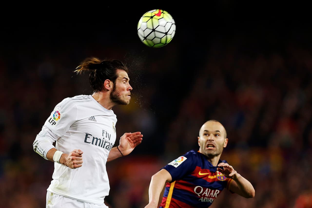 Después Gareth Bale marcó un golazo de cabeza a pase de Ronaldo superando en la jugada a Jordi Alba.