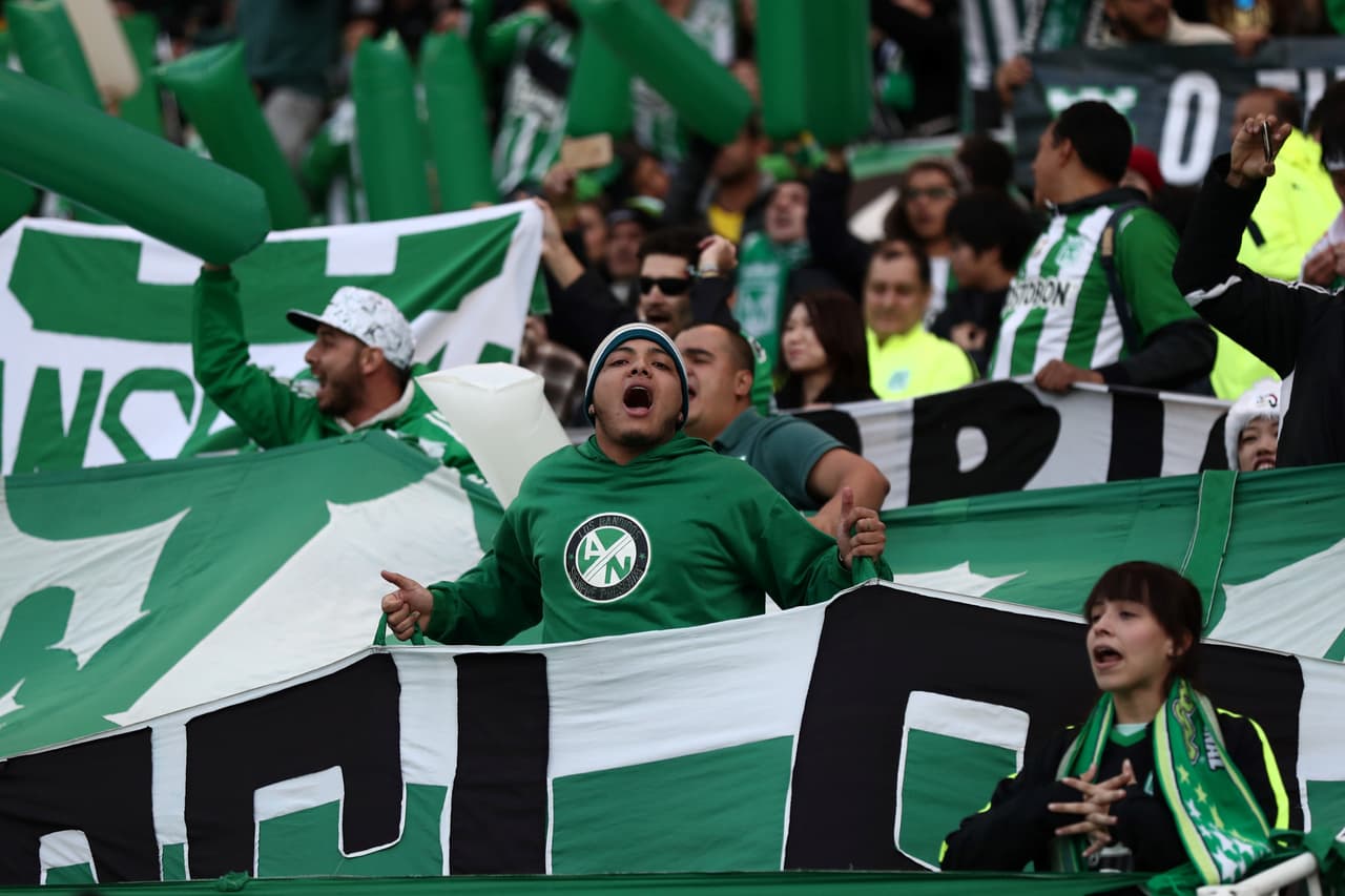 Atlético Nacional se coronó campeón de la Copa Libertadores en 2016, fue subcampeón de la Copa Suramericana (tras lo acontecido con Chapecoense), fue condecorado al Fair Play por Conmebol y Fifa y quedó de tercero en el Mundial de Clubes.