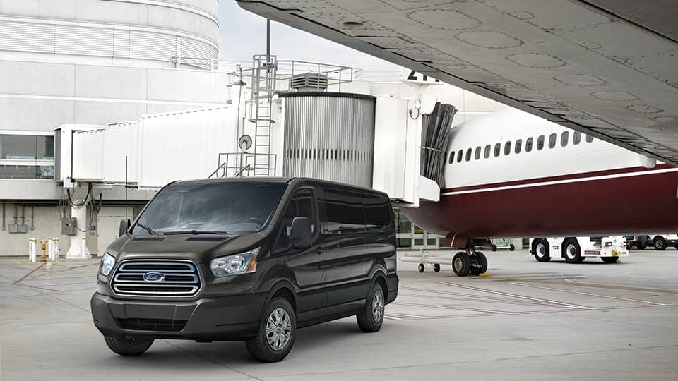 7. Ford Transit T50 Wagon FFV (25 pts): La nueva furgoneta grande para el transporte de pasajeros y carga de Ford tiene capacidad para utilizar tanto gasolina como E85. Cuando utiliza gasolina la economía es bastante baja, pero con el E85 es realmente atroz, lo que con seguridad le ganó el 7mo lugar de la lista.