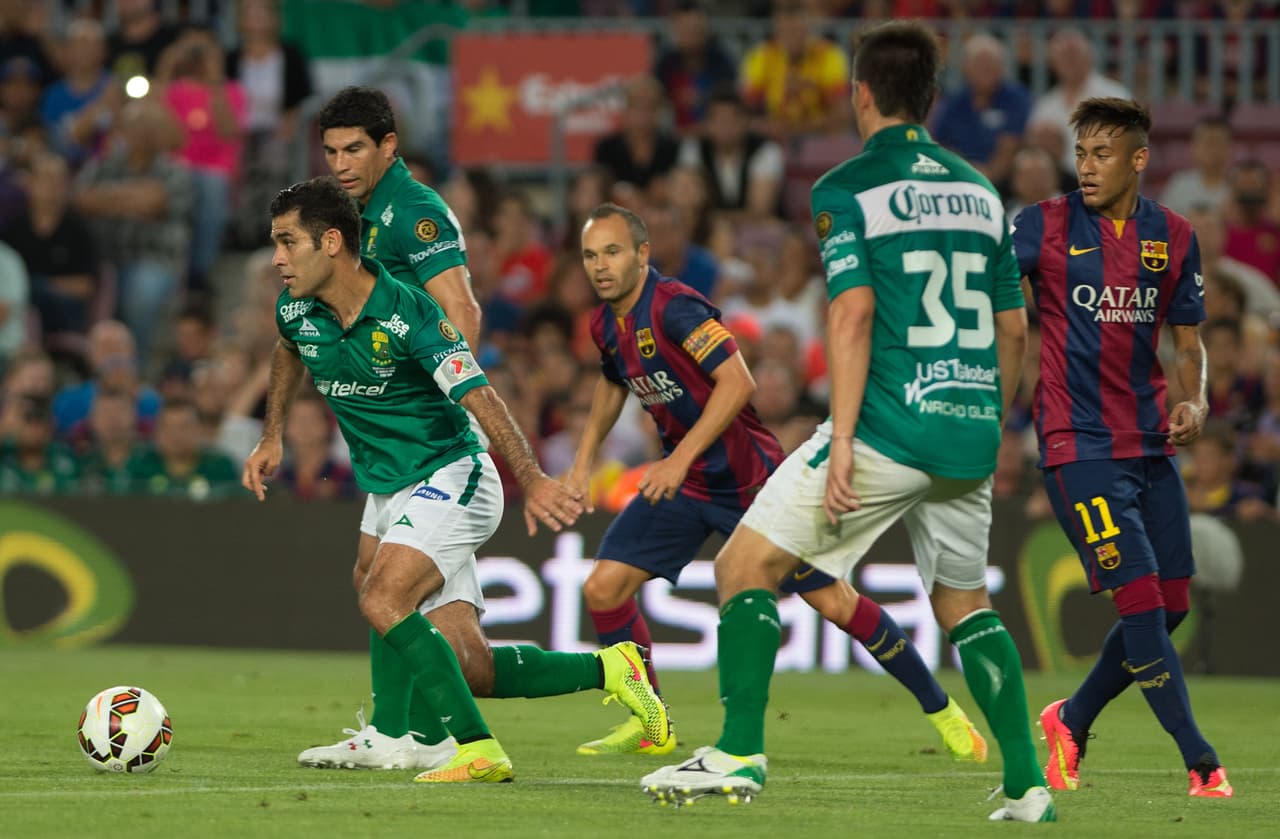 Antes de fichar por el Hellas de Verona del calcio italiano, Márquez volvió al Camp Nou con "La Fiera" para reencontrarse con sus viejos amigos durante la disputa del trofeo Joan Gamper.