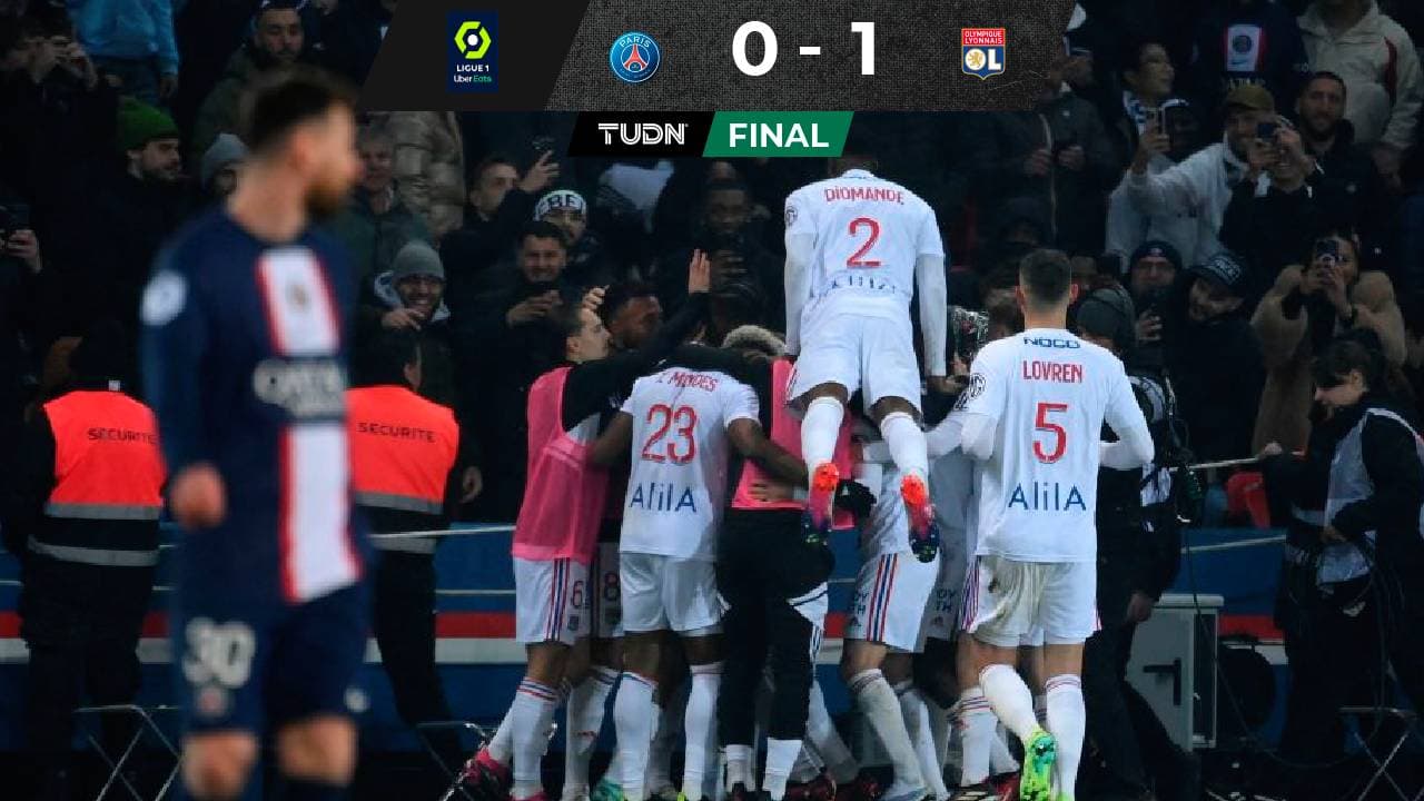 Messi y Mbappé no pudieron evitar nueva derrota del PSG ante el Lyon