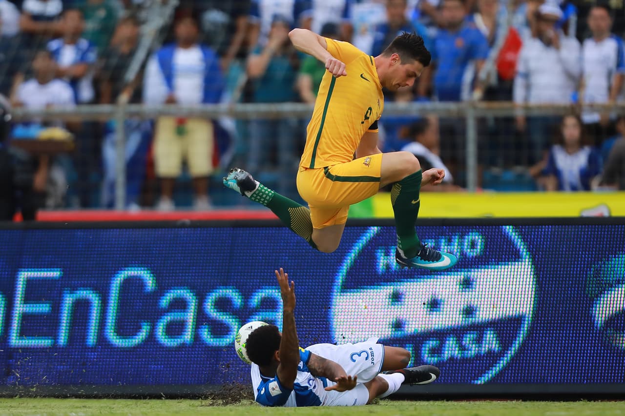 Los australianos fueron un hueso difícil de roer y le hicieron incómoda la localía a Honduras.