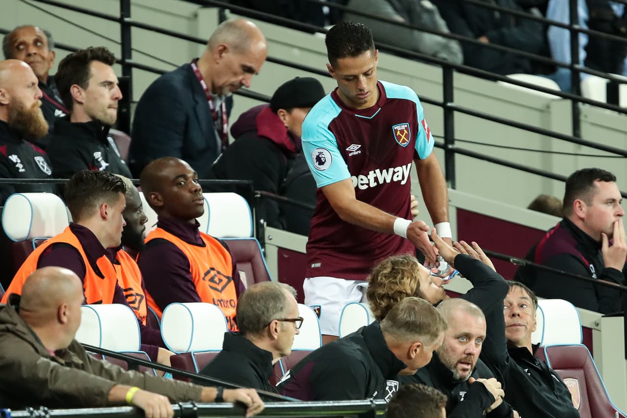 'Chicharito' salió substituido y su relevo impulsó la victoria de West Ham