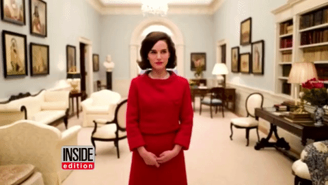 Natalie Portman encarnando la figura de Jackie Kennedy.