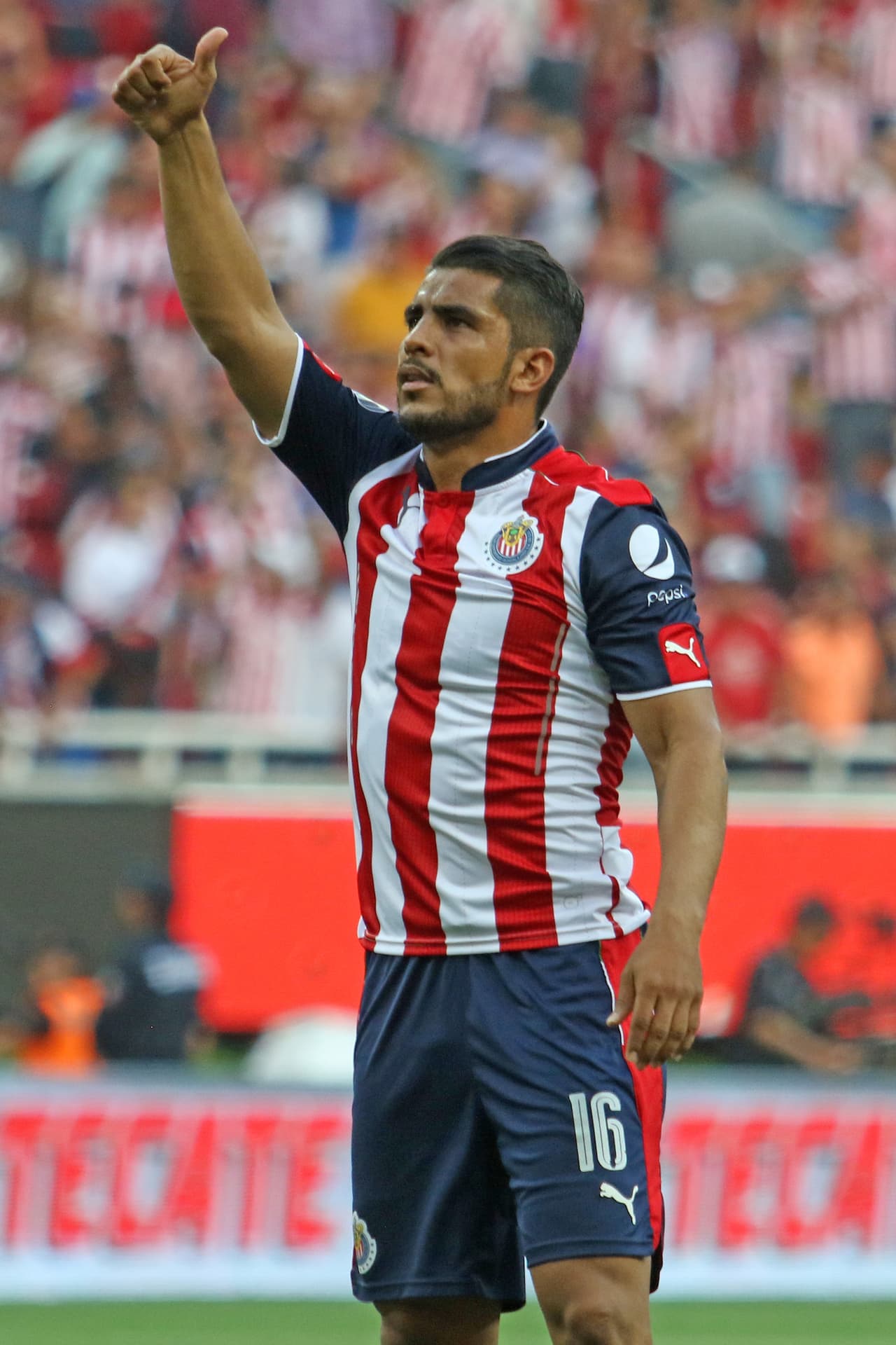 Miguel Ponce, préstamo desde Chivas a Necaxa.