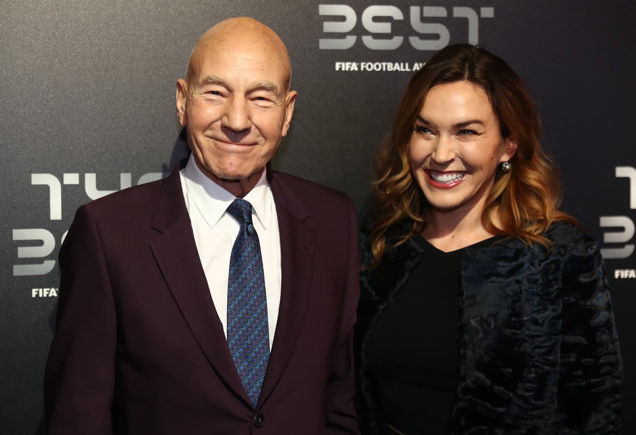 Sunny Ozell y Patrick Stewart, actores en Estados Unidos.
