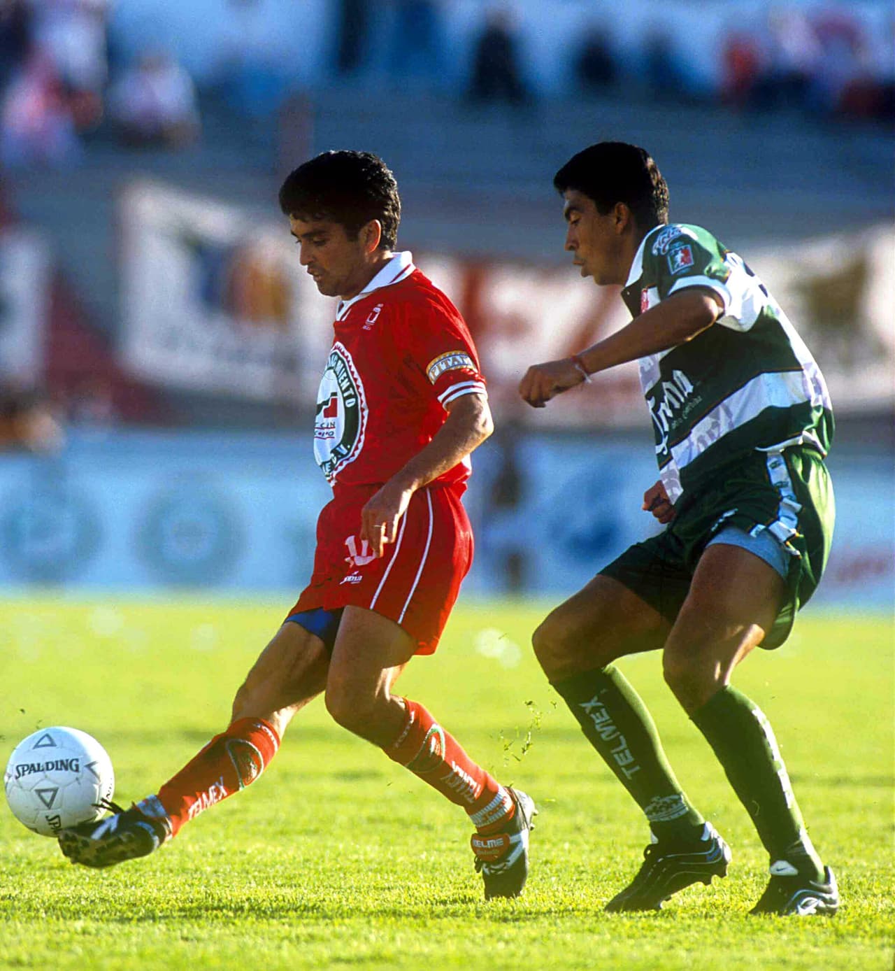 Bebeto llegó a finales de los noventa al Toros Neza cuando esta franquicia ya estaba en sus últimas. El brasileño campeón del mundo en Estados Unidos 1994 pasó sin pena ni gloria. Es el mal ejemplo citado por todos los futboleros mexicanos.