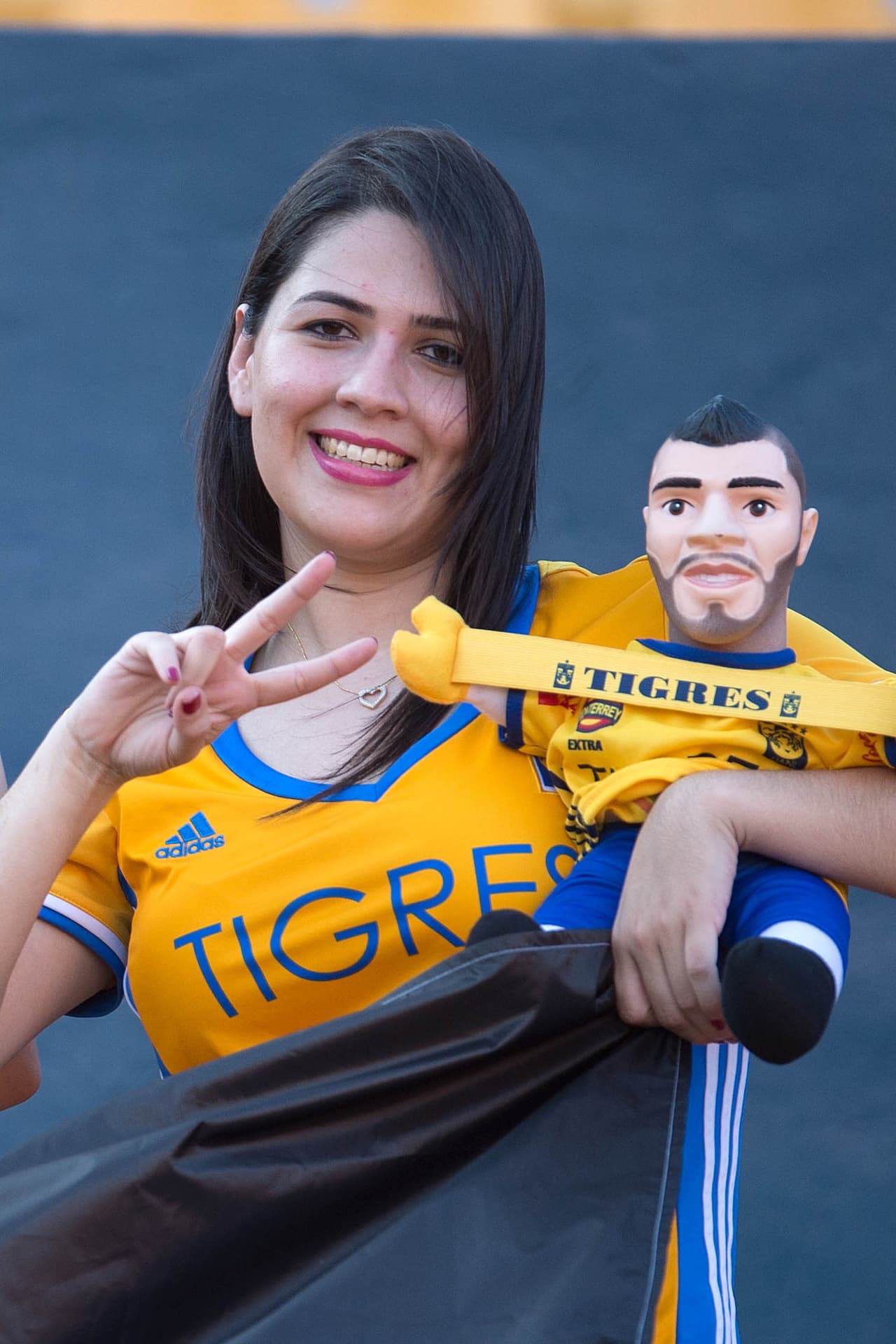 El Estadio Universitario vibró con el partido de ida en la Gran Final del fútbol mexicano. La afición de Tigres se hizo sentir como sólo ellos saben hacerlo.