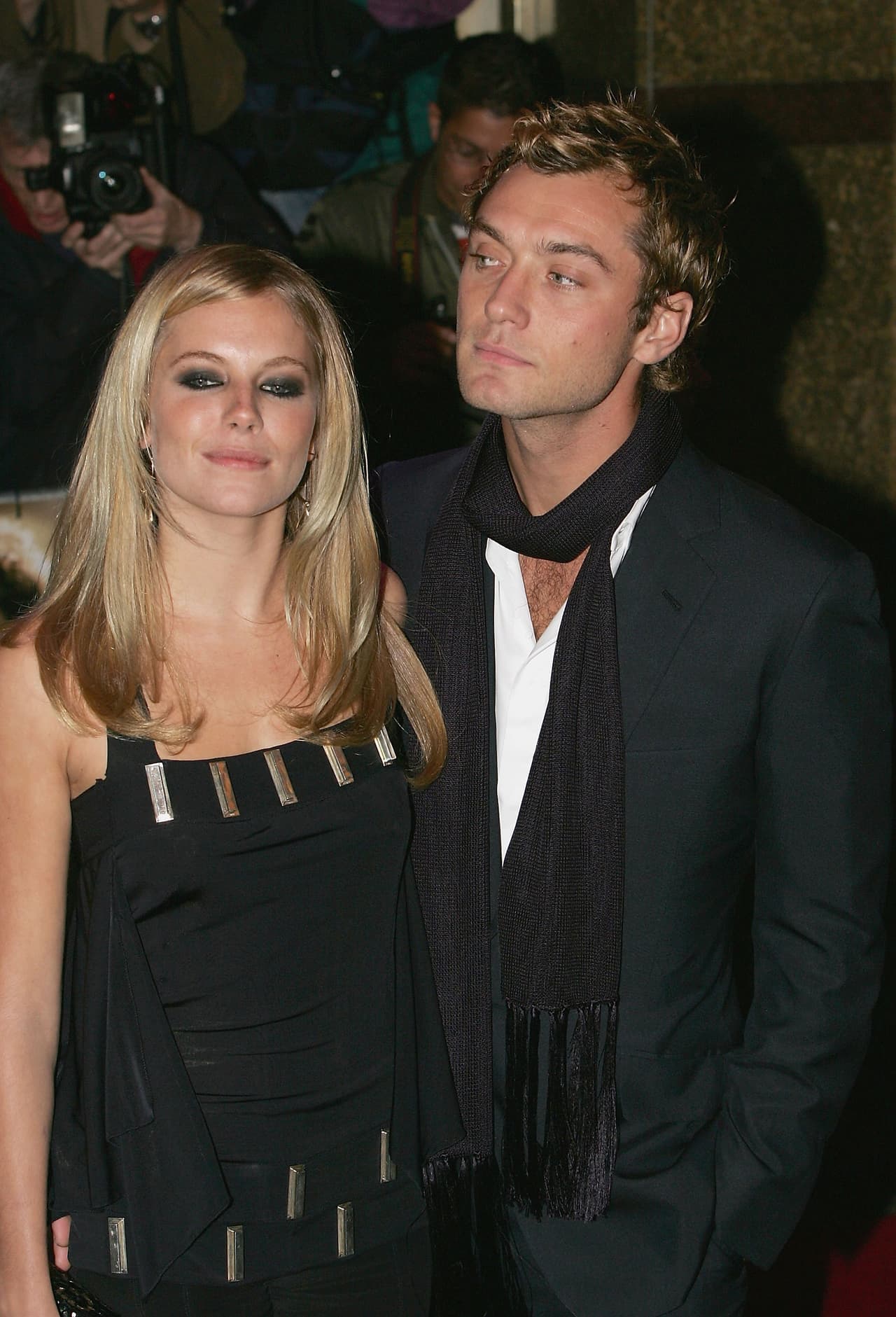 Jude le era infiel con la nana que cuidaba a los dos hijos que había tenido con Sadie Frost.