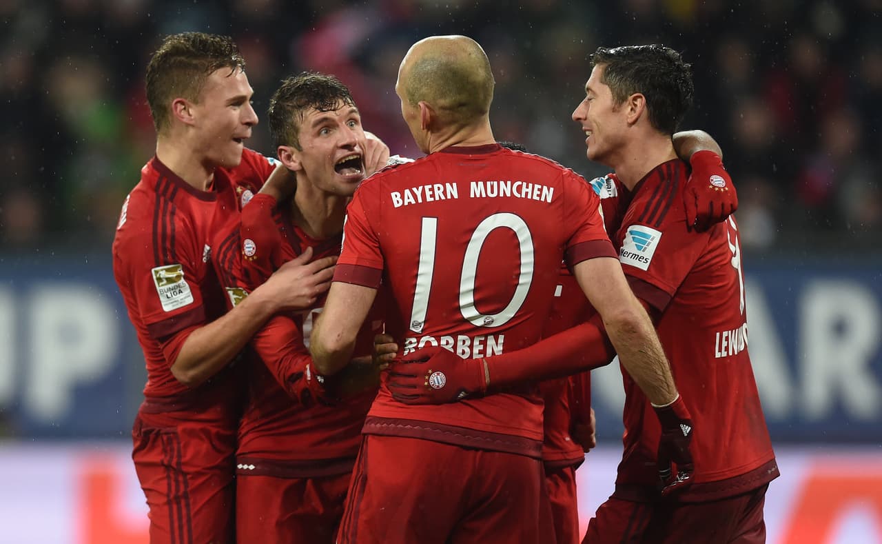4. Bayern Munich con un valor de 2680 millones de dólares.