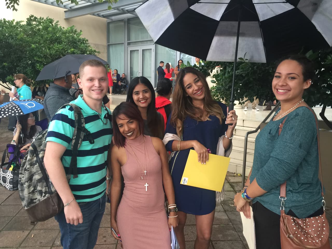 Chicas y chicos con talento llegaron de toda la isla, rompieron récord de asistencia y hasta la lluvia soportaron, así fue como los boricuas dejaron claro que vienen fuerte en la segunda temporada de La Banda.