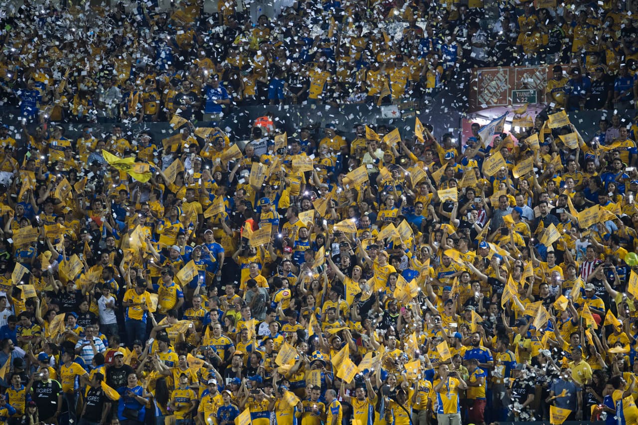 El Estadio Universitario se pintó de amarillo. El lleno fue total para apoyar a los Tigres en su segunda final consecutiva.