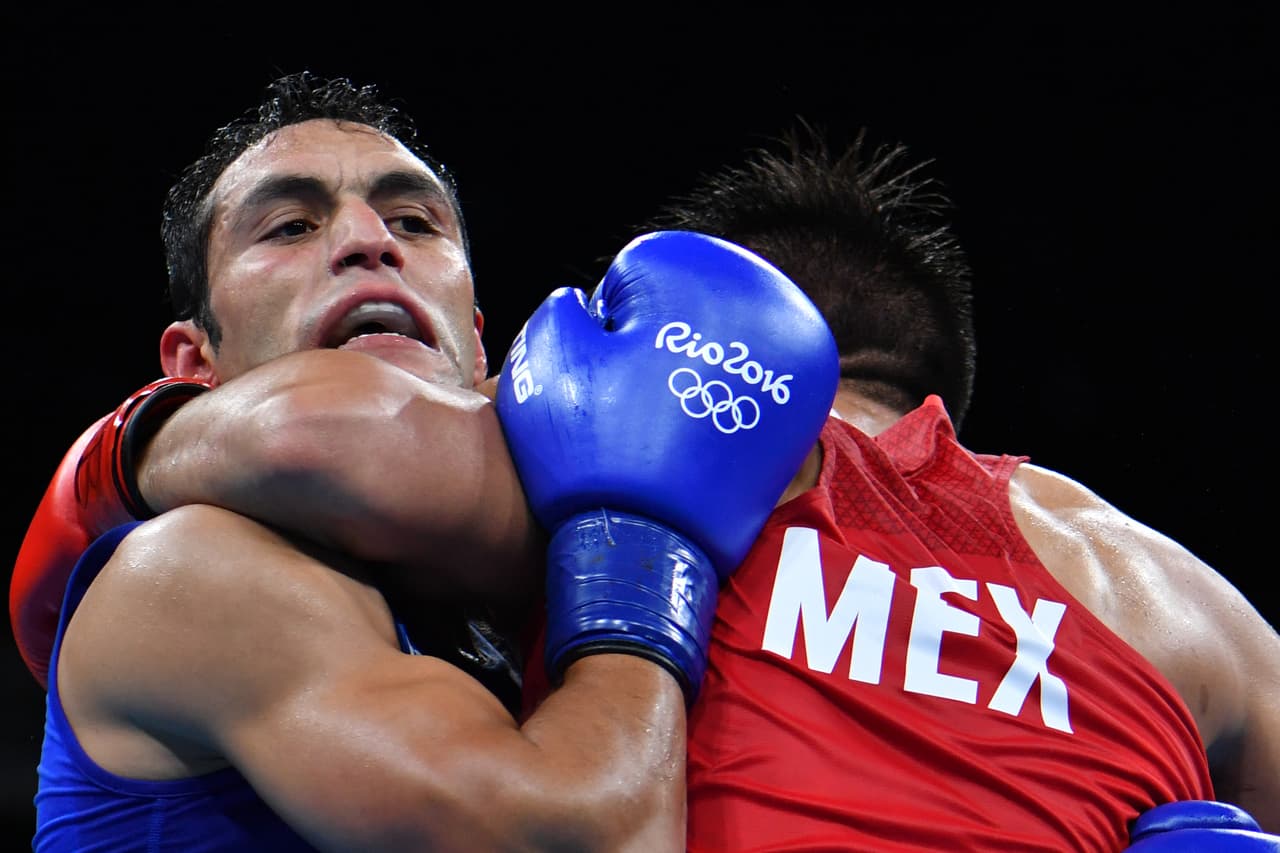 Gracias a que el boxeo reparte dos medallas de bronce, por el hecho de clasificar a la antesala, Rodríguez ya tiene en la mano el metal de tercer lugar, sin embargo, todavía va a pelear por un lugar en la gran final, en busca del oro.