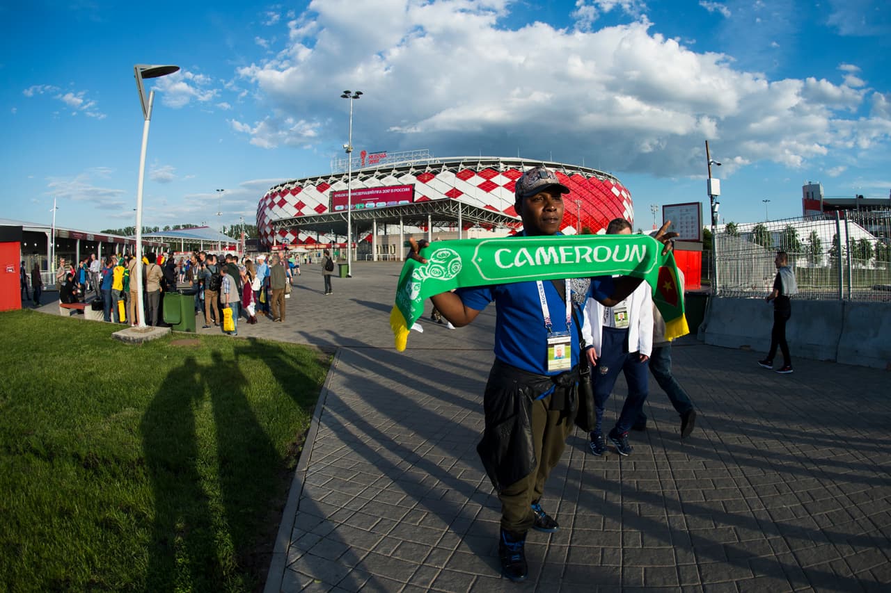 Los aficionados africanos tampoco quisieron perderse la fiesta.