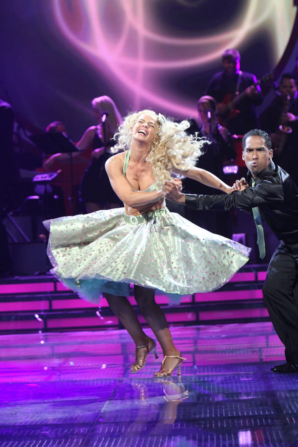 Su talento se destacó desde la primera gala y fue mejorando semana a semana.