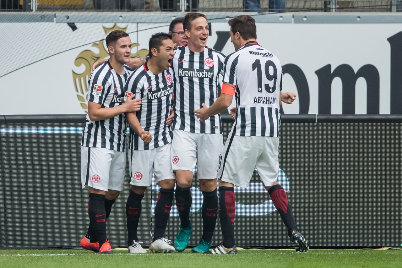 El poder de Marco Fabián dejó sin oportunidades a Neuer y le dio a Frankfurt la posibilidad de un punto que lo mantiene cerca de los puestos por ir a torneos continentales.