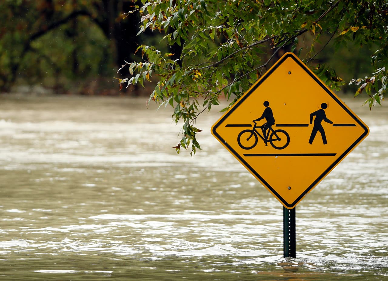 Calles inundadas en White Rock Lake, Dallas