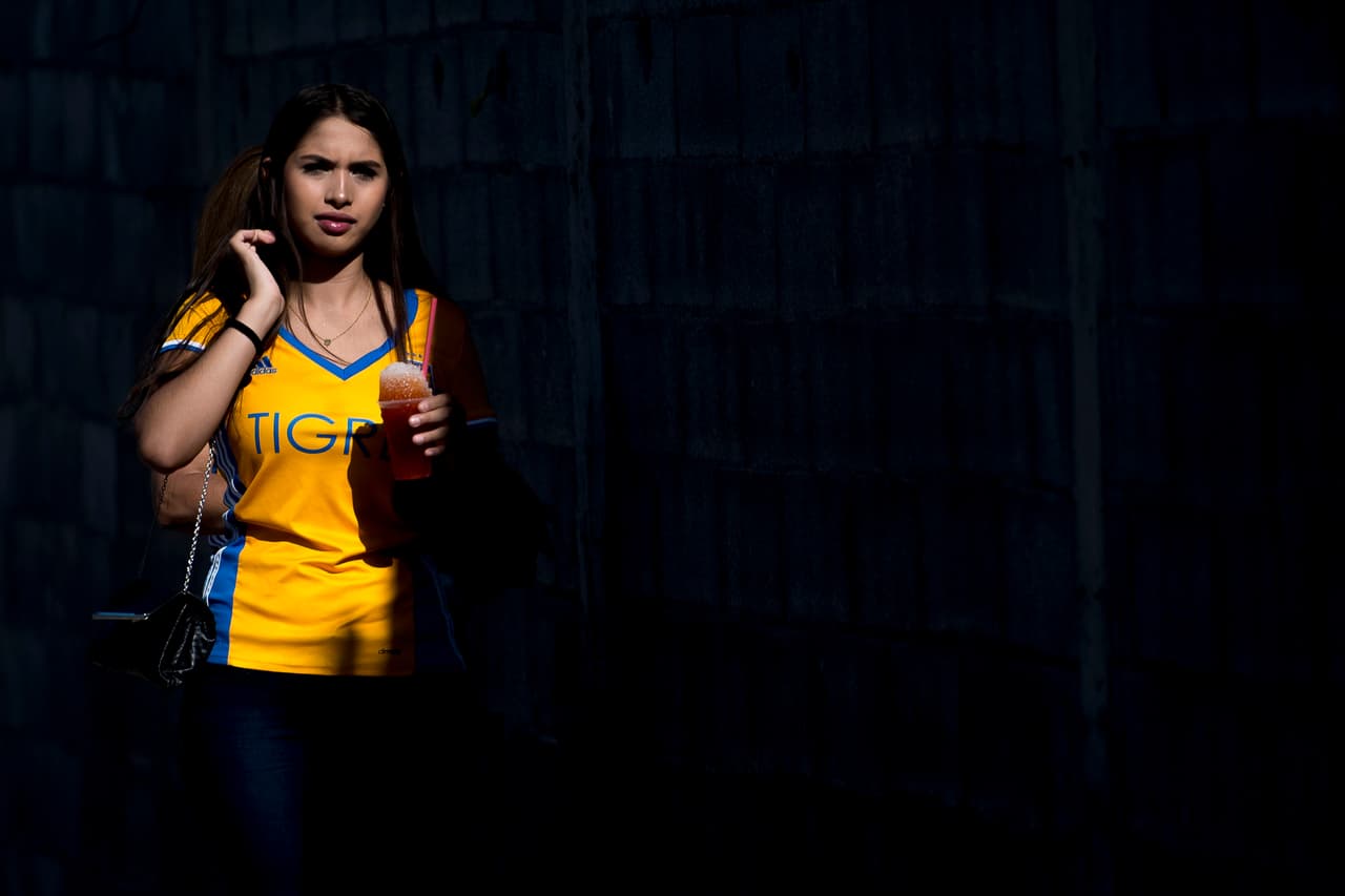 El Estadio Universitario vibró con el partido de ida en la Gran Final del fútbol mexicano. La afición de Tigres se hizo sentir como sólo ellos saben hacerlo.