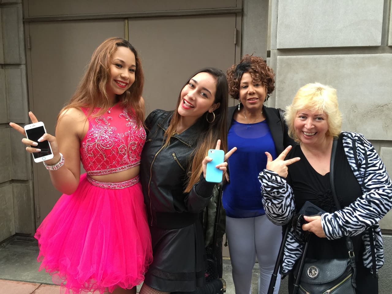 ¡Han sido semanas en búsqueda de los mejores! seis ciudades recorridas, Puerto Rico, Chicago, Houston, Miami, Nueva York y hoy la gira de audiciones termina en Los Ángeles. Nos vamos felices de haber encontrado chicos y chicas con estilo, personalidad y sobretodo talento.