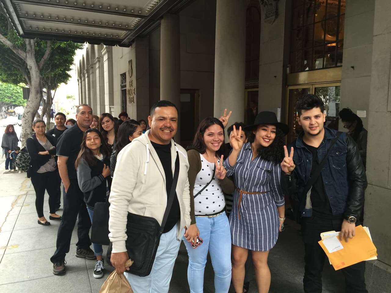 ¡Han sido semanas en búsqueda de los mejores! seis ciudades recorridas, Puerto Rico, Chicago, Houston, Miami, Nueva York y hoy la gira de audiciones termina en Los Ángeles. Nos vamos felices de haber encontrado chicos y chicas con estilo, personalidad y sobretodo talento.