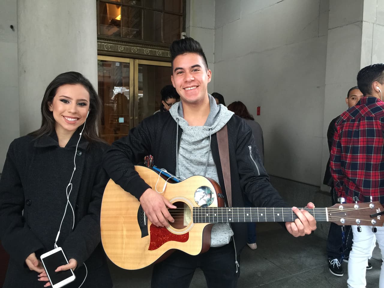 ¡Han sido semanas en búsqueda de los mejores! seis ciudades recorridas, Puerto Rico, Chicago, Houston, Miami, Nueva York y hoy la gira de audiciones termina en Los Ángeles. Nos vamos felices de haber encontrado chicos y chicas con estilo, personalidad y sobretodo talento.
