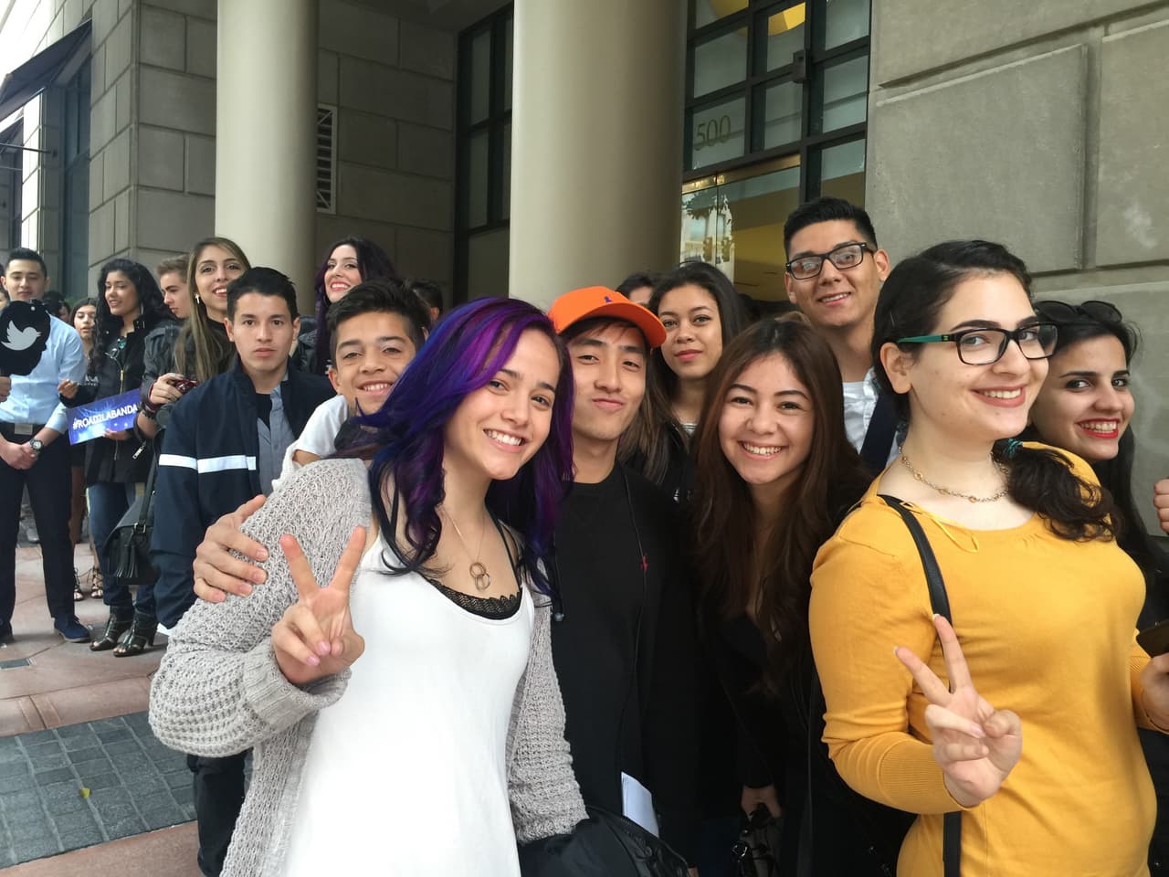 ¡Han sido semanas en búsqueda de los mejores! seis ciudades recorridas, Puerto Rico, Chicago, Houston, Miami, Nueva York y hoy la gira de audiciones termina en Los Ángeles. Nos vamos felices de haber encontrado chicos y chicas con estilo, personalidad y sobretodo talento.