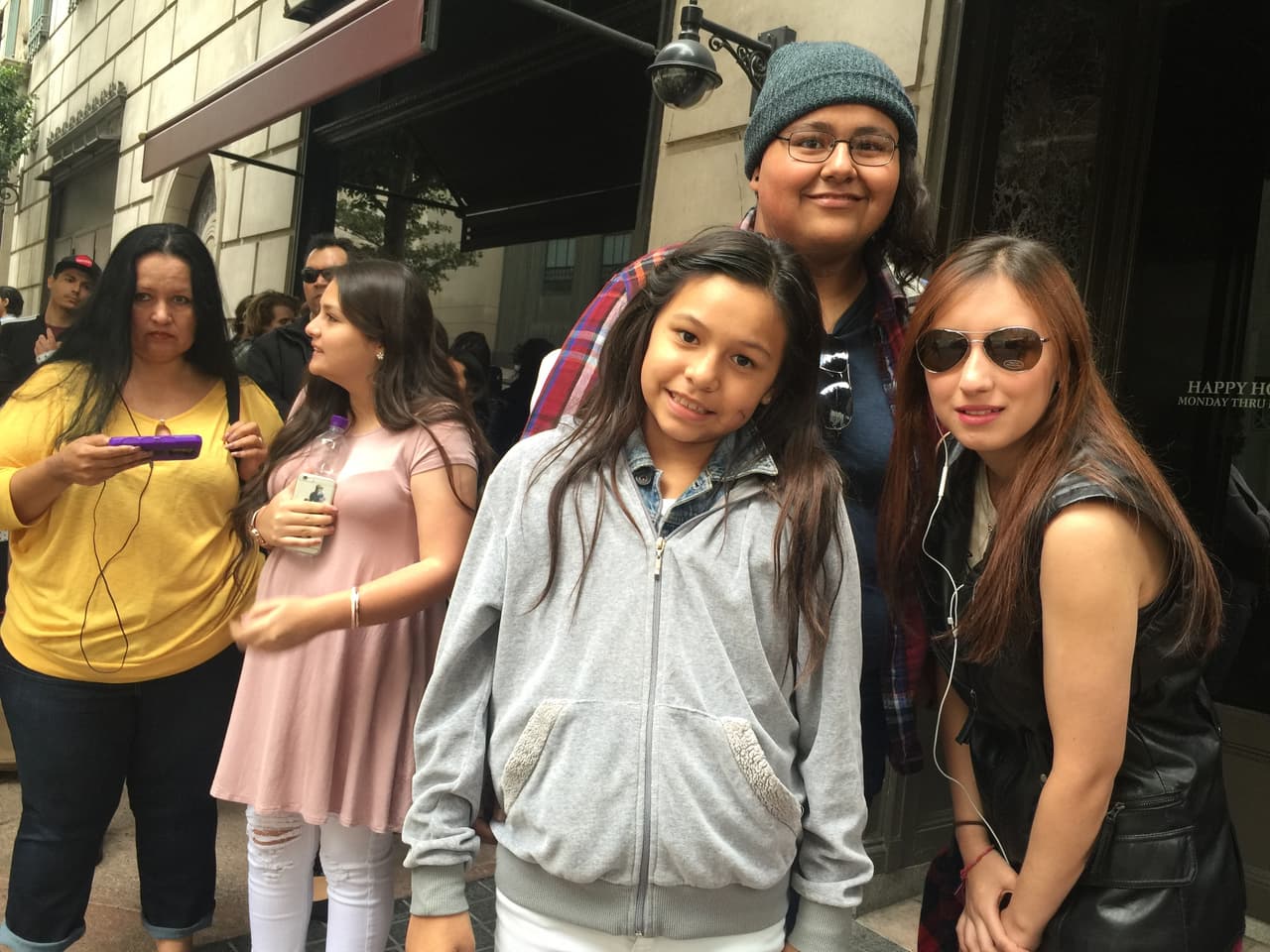 ¡Han sido semanas en búsqueda de los mejores! seis ciudades recorridas, Puerto Rico, Chicago, Houston, Miami, Nueva York y hoy la gira de audiciones termina en Los Ángeles. Nos vamos felices de haber encontrado chicos y chicas con estilo, personalidad y sobretodo talento.
