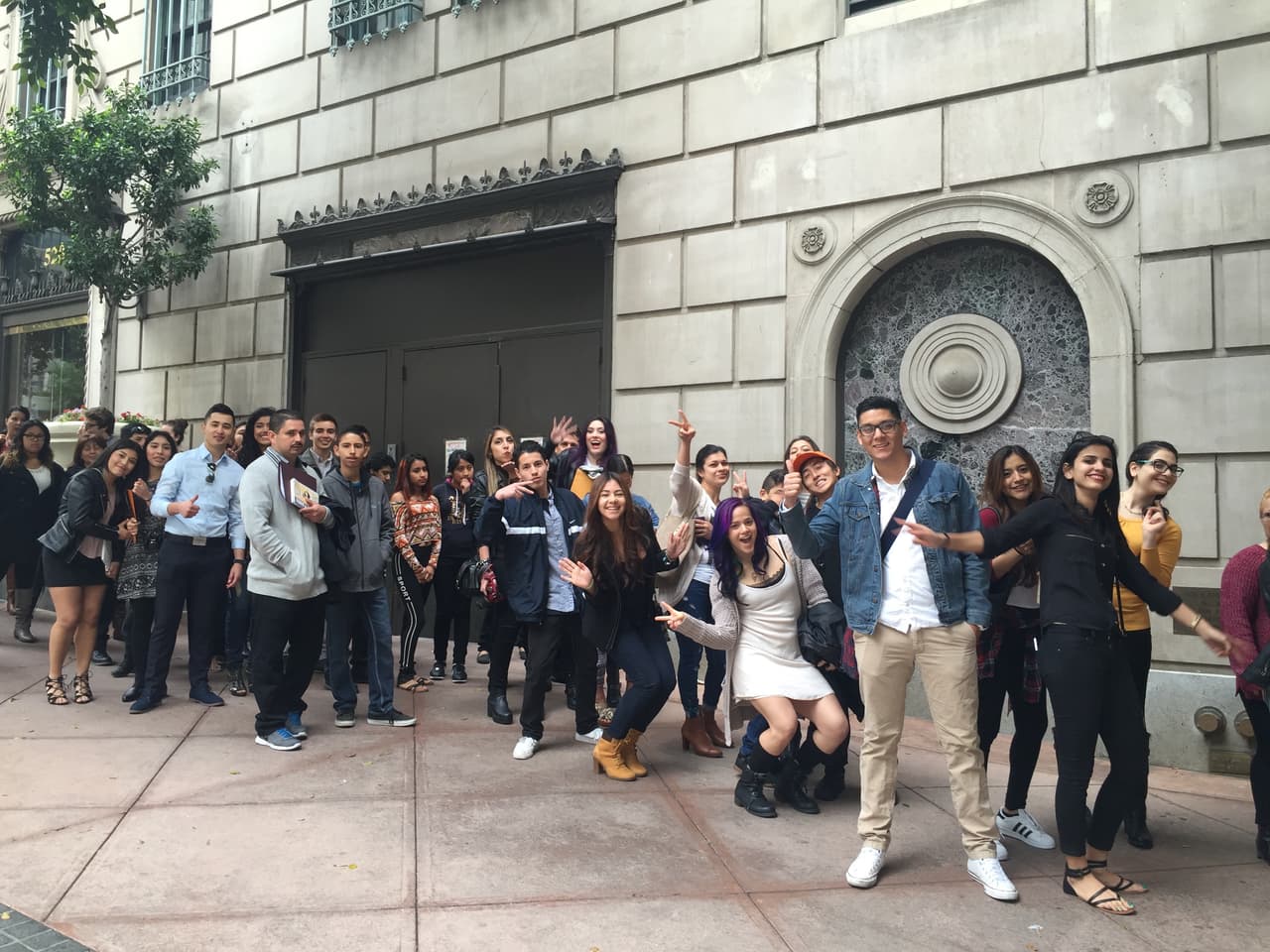 ¡Han sido semanas en búsqueda de los mejores! seis ciudades recorridas, Puerto Rico, Chicago, Houston, Miami, Nueva York y hoy la gira de audiciones termina en Los Ángeles. Nos vamos felices de haber encontrado chicos y chicas con estilo, personalidad y sobretodo talento.